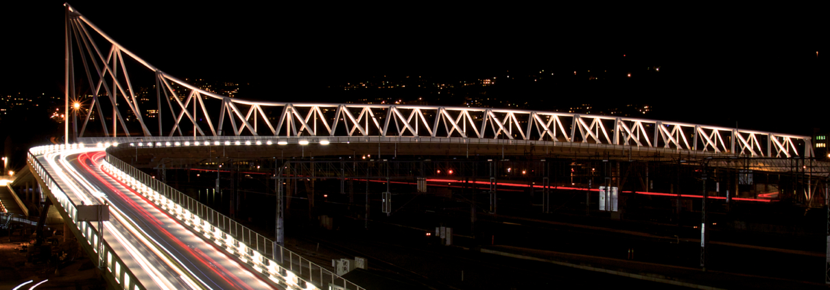 entreprise glittertind - bro i mørket