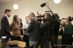 Bilde fra rettsak People vs Oil Court Case Oslo - Day 1